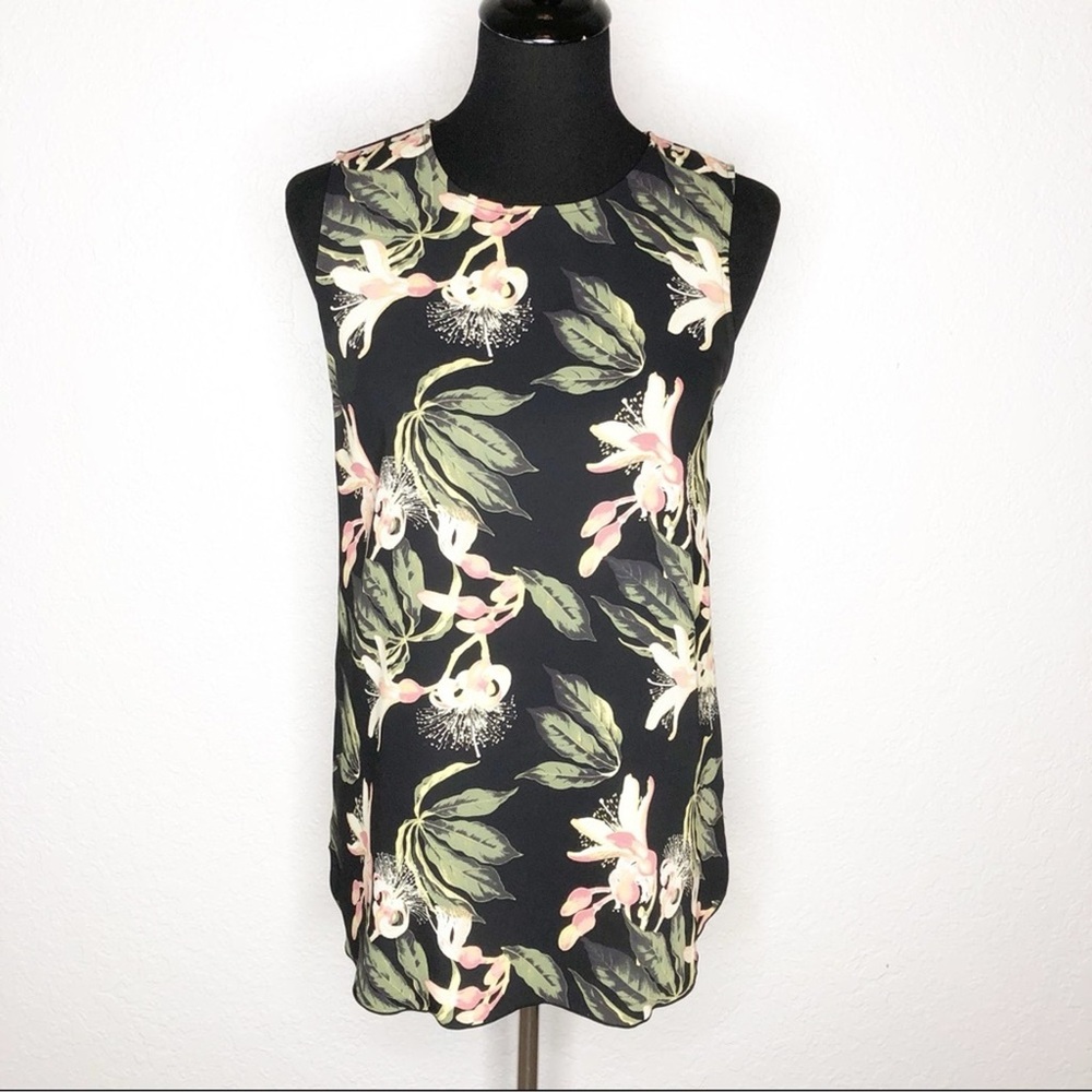 Aritzia Babaton black floral sleeveless top